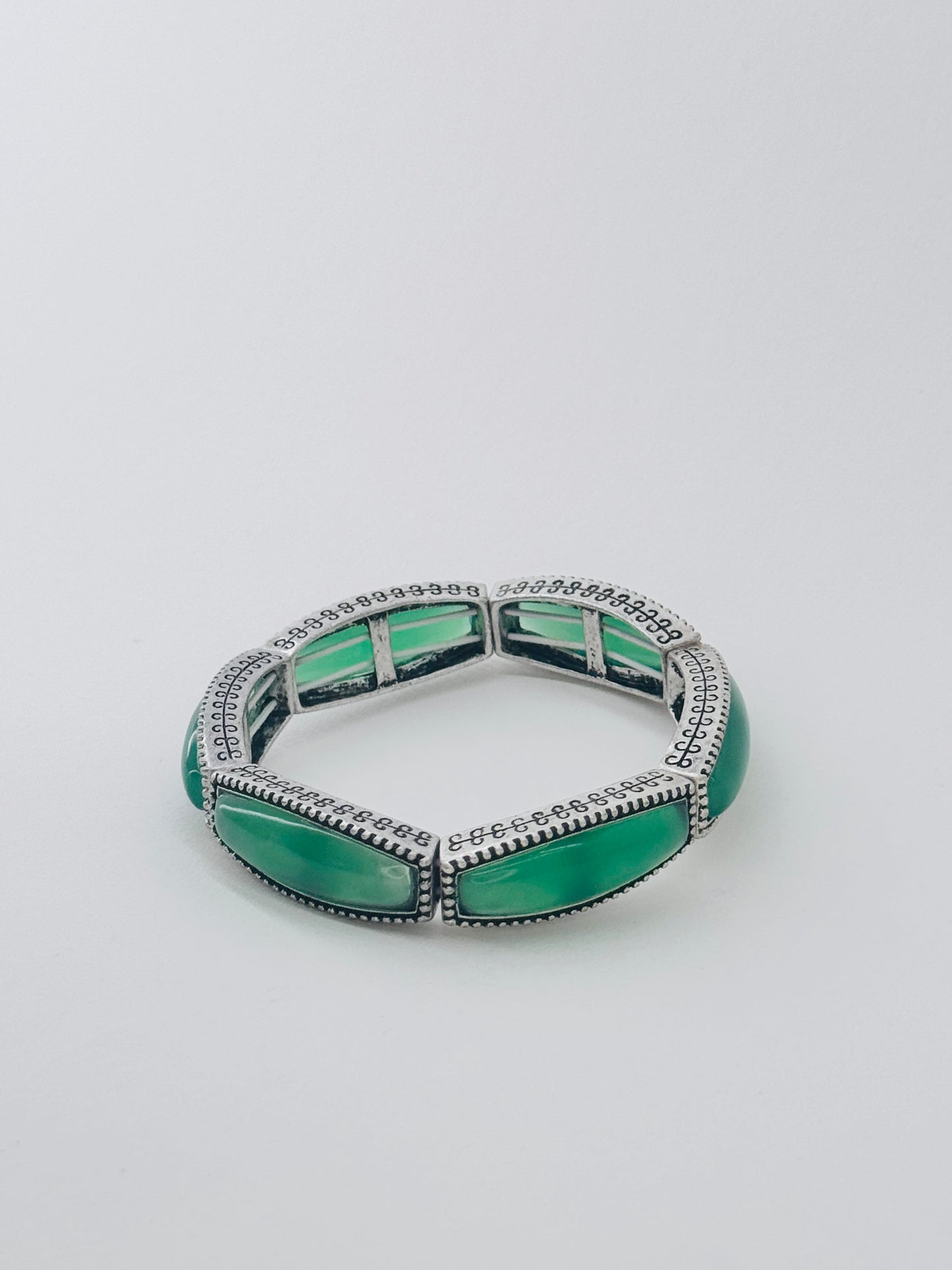 Beaded green bracelet